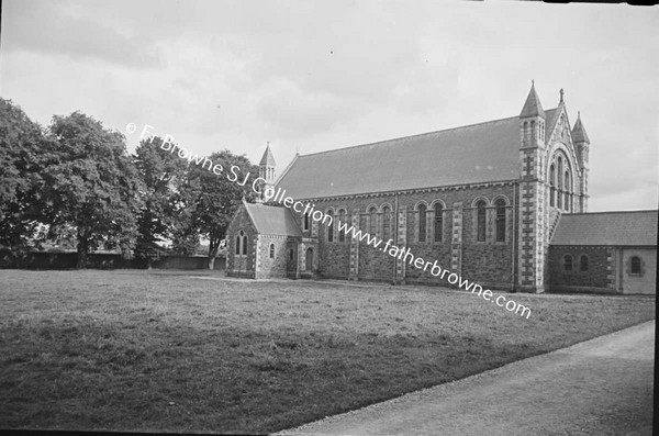 COLLEGE CHAPEL